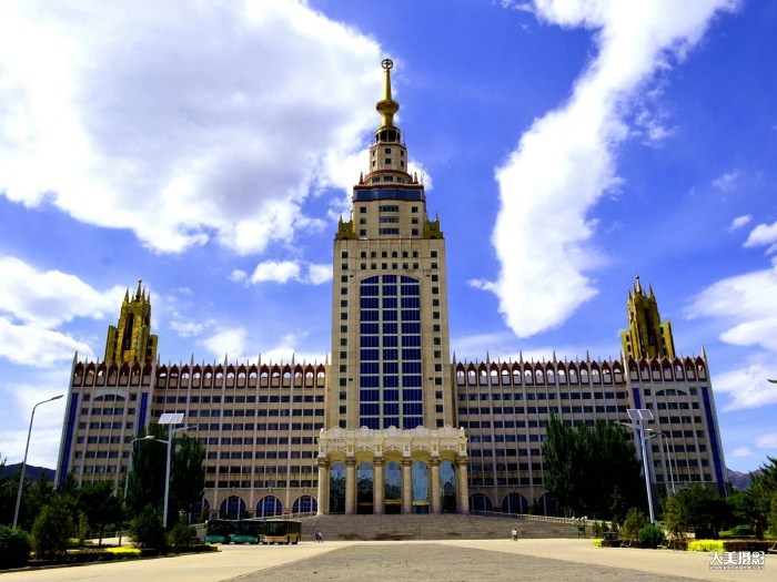 首页 作品 风景 内蒙古工业大学金川电力大楼  分类: 风景  浏览